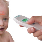 Jaki wybrać dobry termometr bezdotykowy dla dziecka?